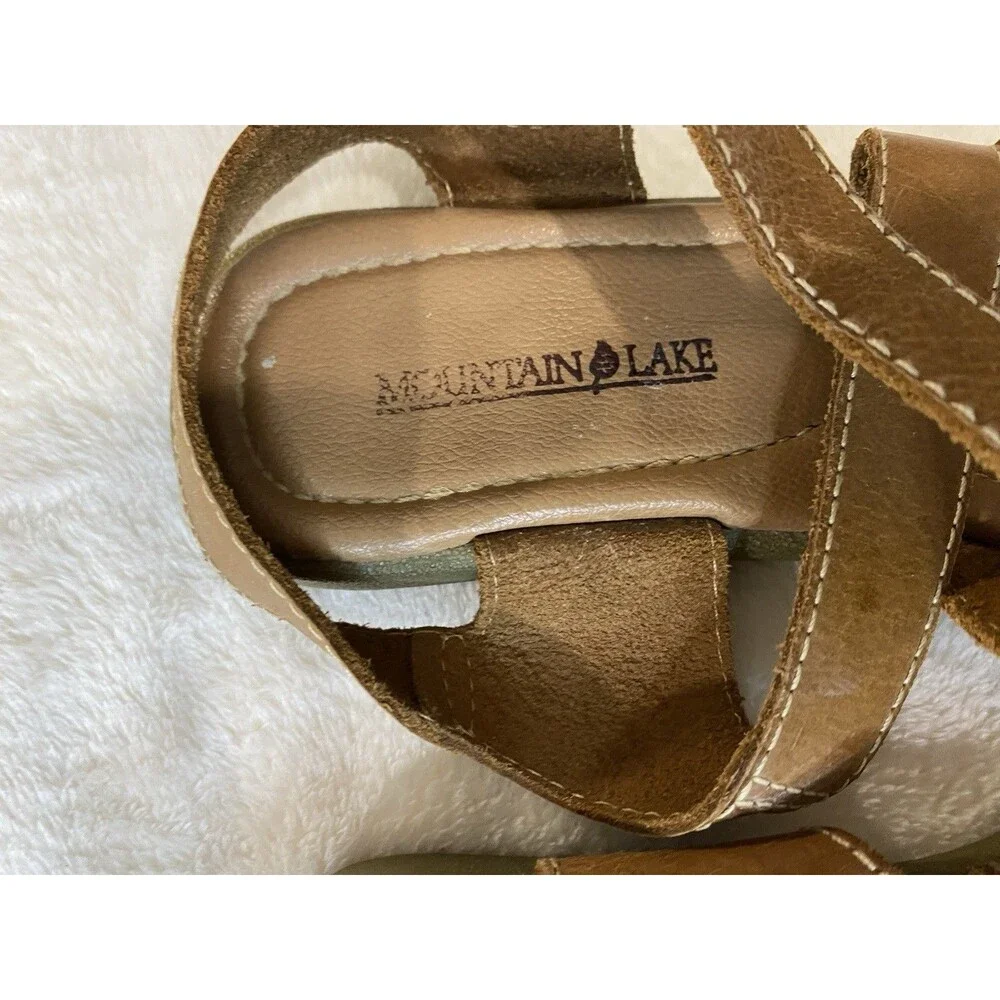 Women's 8 M Mountain Lake Brown Leather Strappy Sandals Gladiator Style Classic